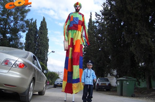 'ענק שבענקים'