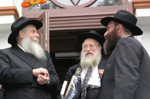פלורידה: חוגגים את פתיחת המוסד ה-101 במדינה