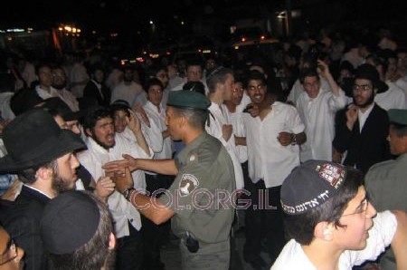 יוזמה חדשה: בחורים שיעצרו בהפגנות - יסולקו מהישיבה יוזמה חדשה: בחורים שיעצרו בהפגנות - יסולקו מהישיבה