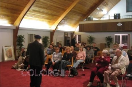 בקליפורניה סוברים: אם כבר להתלונן - אז באידיש