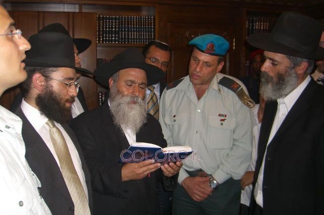 תפילת לשלום החייל החטוף ב