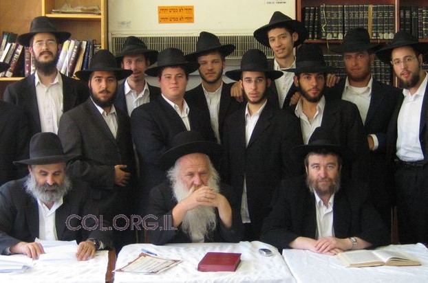 'אור-שמחה' כפר-חב