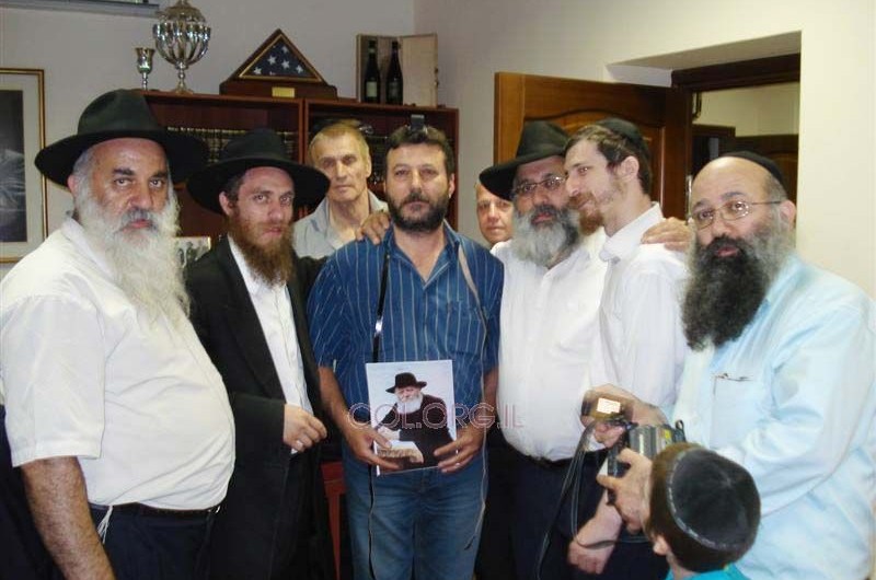 מבצע נרחב של חלוקת תפילין ומזוזות בקזחסטאן