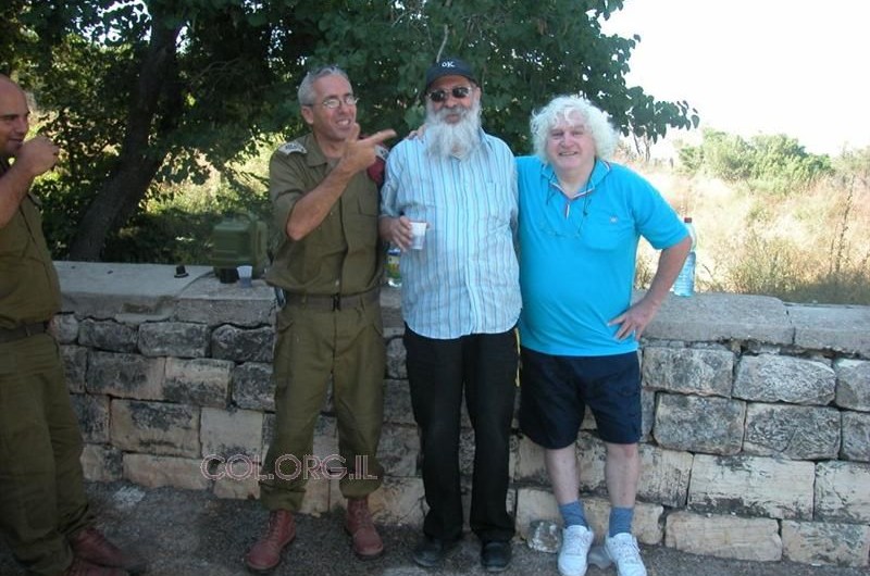 מעשה בשלושה צנחנים...