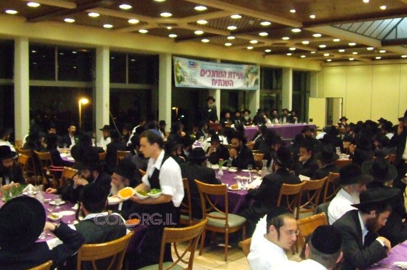 הצדעה מרשימה לשלוחי הרבי בחינוך