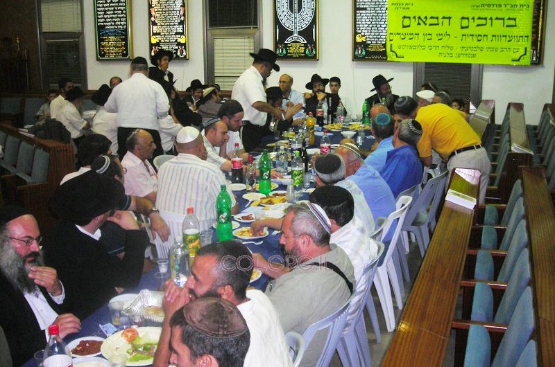 פרדסיה: הרב סלבטיצקי בהתוועדות אל תוך הלילה