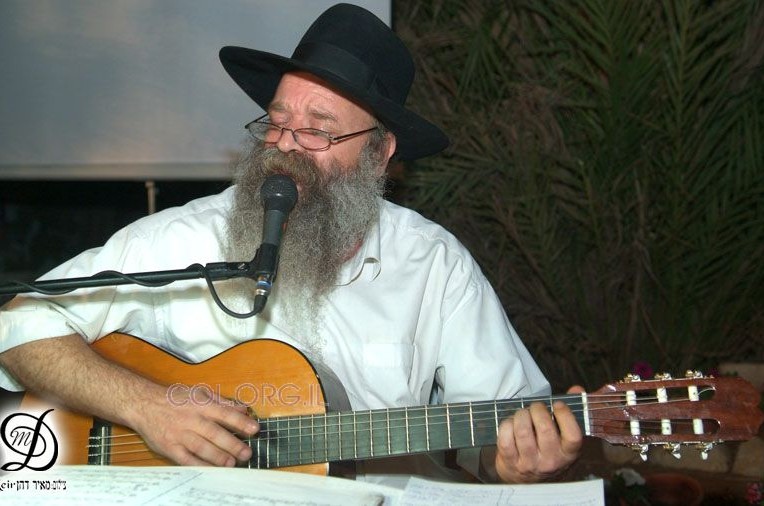 היום: יצא-לאור 