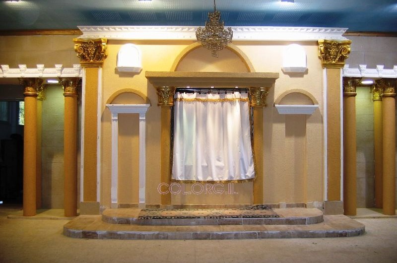 קריית-גת: היכל מפואר בתפארת 'ניצוצות'