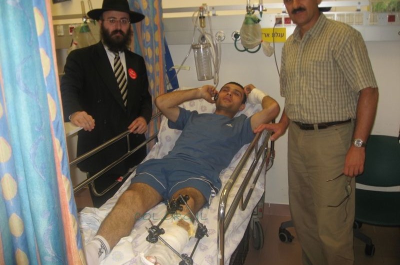 גאורגיה: פצועי מלחמה הוטסו ארצה, השליח קיבלם