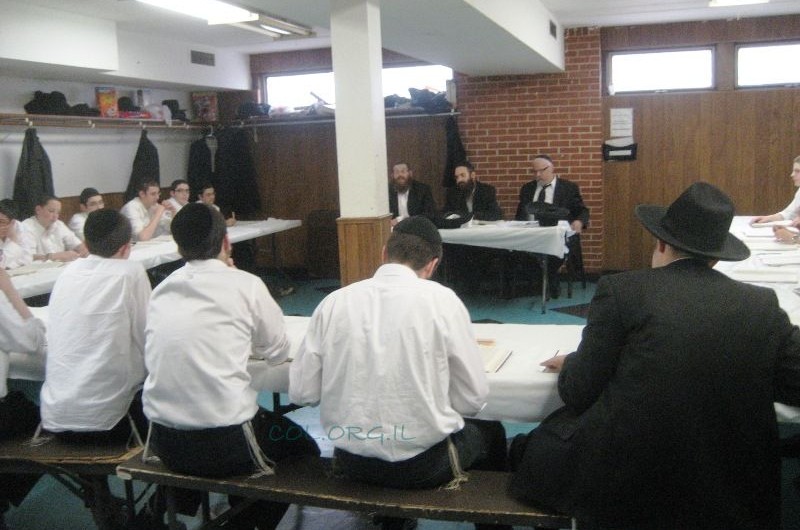שיקגו: תלמידי הישיבה הפגינו בקיאות וזכו בפרסים