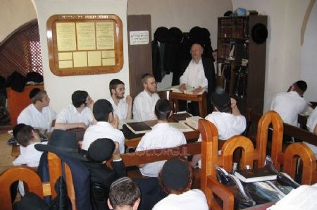 גם השנה: ישיבת קיץ בכולל 'צמח צדק' בירושלים 