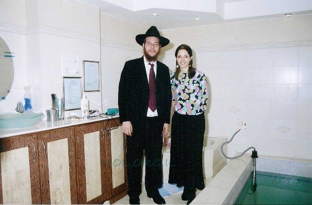 בקרוב: ספר אודות בית חב