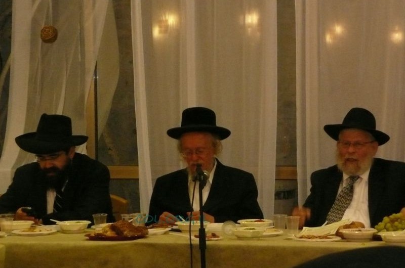 בצפת ציינו 'שמונים' ו'הילולא' עם הרב דייטש ● גלרייה