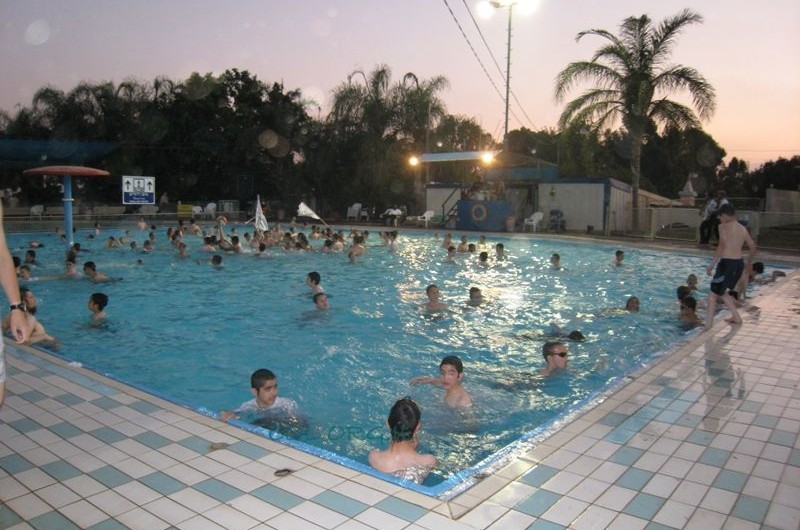 היום הרביעי בקעמפ: שחייה בפארק נחשונית