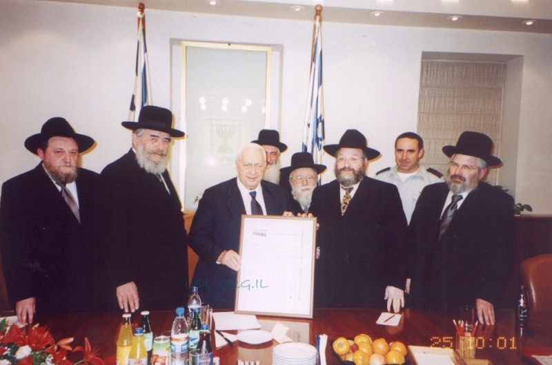 אריאל שרון לרבנים: 