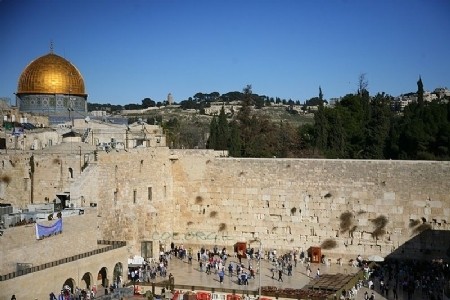 ניו-יורק: סיומים למליוני אנשים בתחנות הרדיו ● להאזנה 