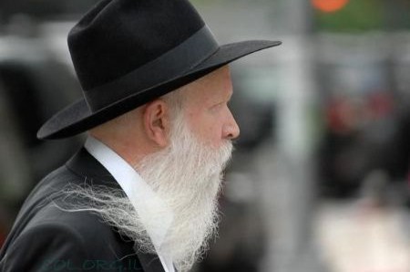 רוסיה זה כאן: הרב יצחק גינזבורג נחקר ביאחב