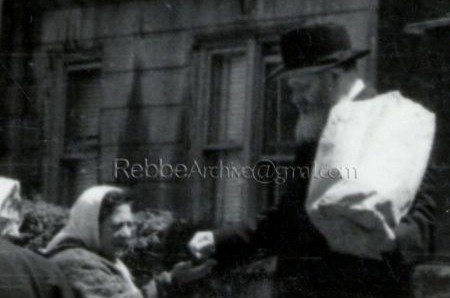 הוראת הרבי: צדקה מיוחדת בערב ר