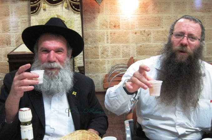 השליח מחיפה ביקר את ר' אלי הכט בברצלונה 