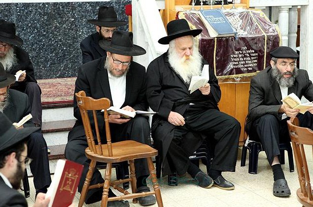 תשעה באב שחל בשבת: לקט מתומצת של ההלכות המיוחדות 
