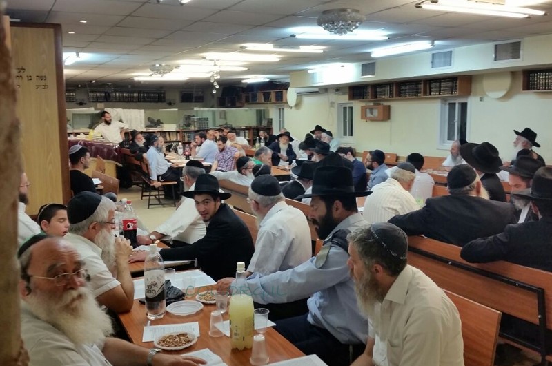 איתן=תניא: השיעור השבועי בכפר הוקדש לזכותם החיילים