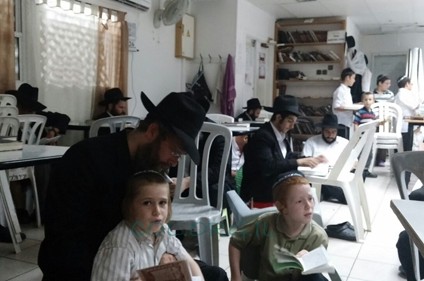 קינות בבית-כנסת חב