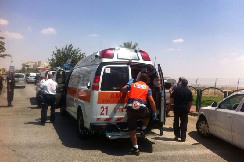 פיגוע דקירה: מחבל דקר מאבטח במעלה אדומים 