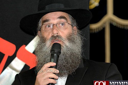 הרב יעקב סגל: 