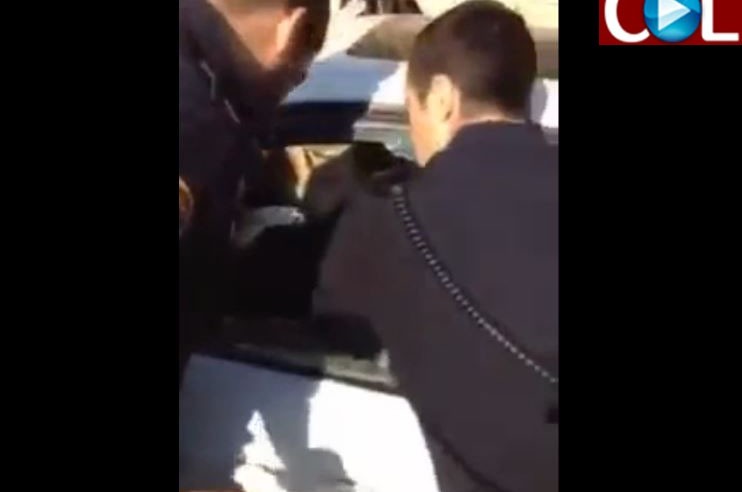 ונשמרתם: כך חילצו שוטרים פעוט מרכב נעול ● צפו בוידאו