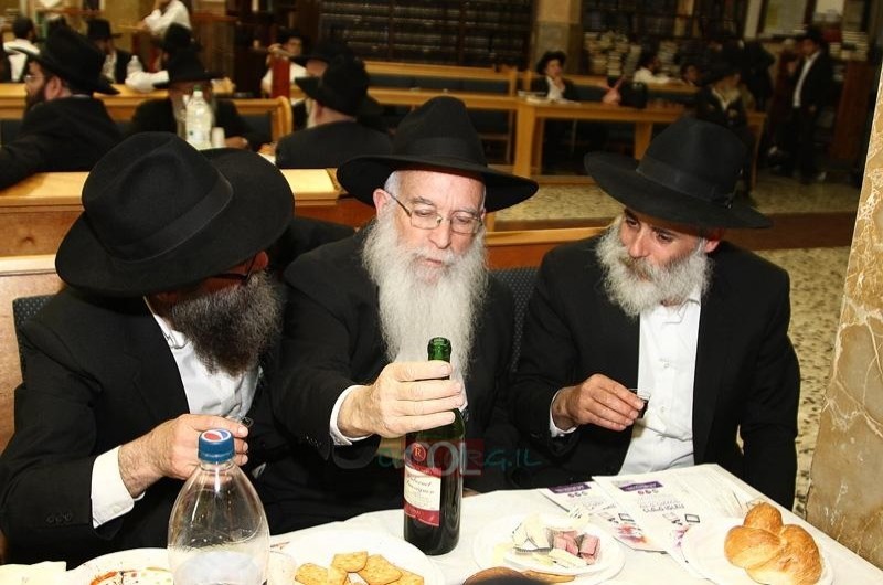 הערב בכפר חב