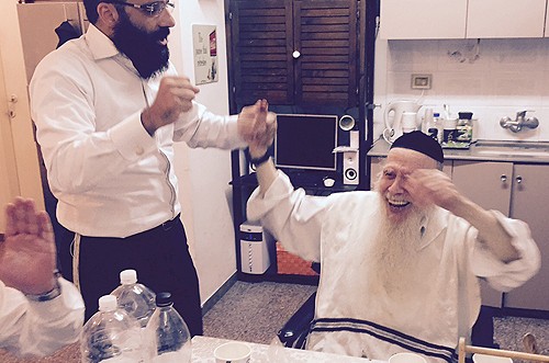 תיעוד בלעדי: ניגוני חב