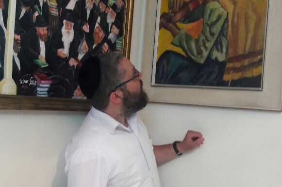הצייר זלמן קליימן מנגן אצל הצייר יחיאל אופנר ● מיוחד