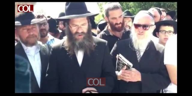 הלווית מוטי ליפש זל בכפר חבד