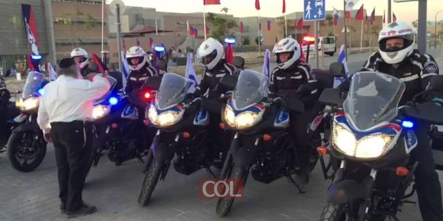 משה אדרעי תוקע בשופר