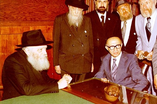 וַיְהִי בְּאַרְבָּעִים שָׁנָה: מה קרה לאיש ארץ-ישראל השלימה? • סקירה 