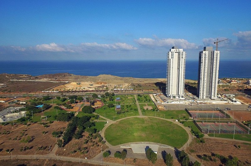 דירה שלישית: בג