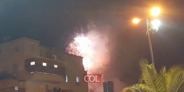 זיקוקי דינור בשמחת בית השואבה