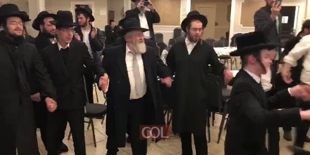 רובשקיו במונסי2