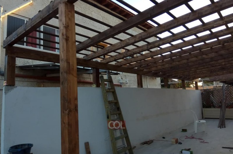 פרגולה עם גג פלסטיק: ועדת הכספים אישרה פטור מארנונה 