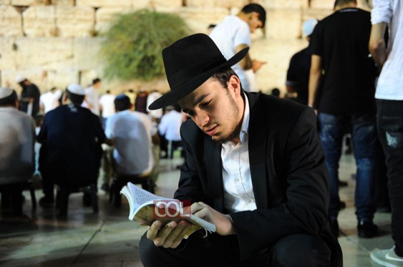 לקראת 'תשעה באב': היערכות גדולה ברחבת הכותל המערבי 