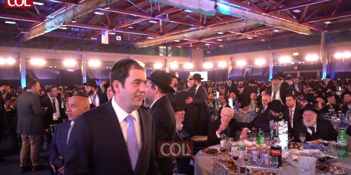 הריקוד הספונטני המסורתי הנועל את כינוס השלוחים תשע