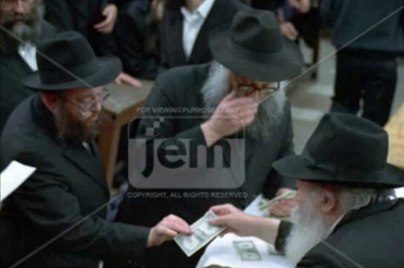 זכרון להולכים: הרב אהרן יצחק לייכטר ע