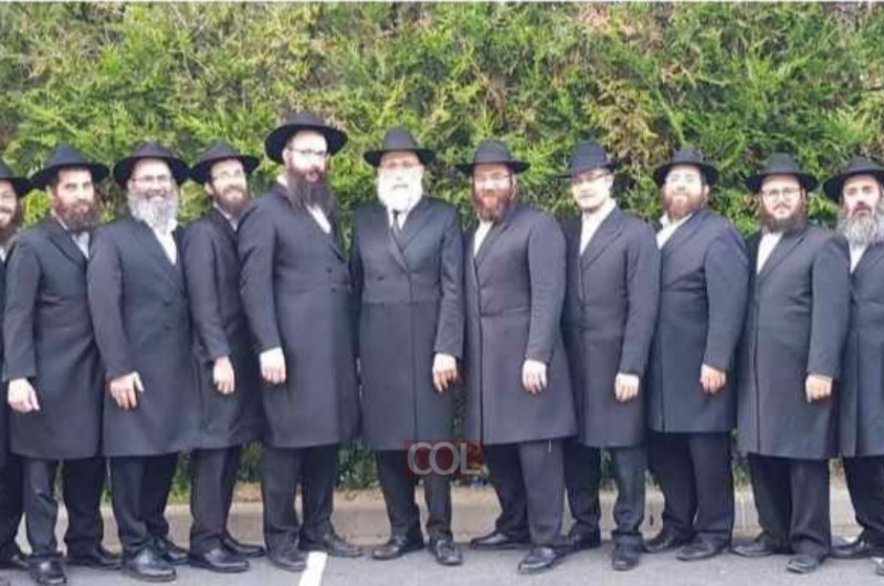 11 נקודות בגלובוס, משפחה אחת: תמונה חובקת עולם
