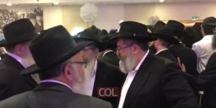 בכפר חב