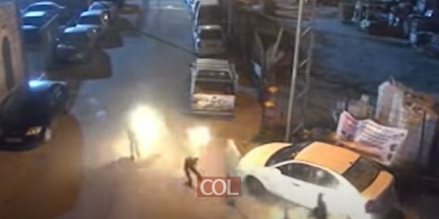 צפו: מסתערבים עוצרים מחבלים שמשליכים בקת''בים על בתי יהודים בשכונת מעלה הזיתים  