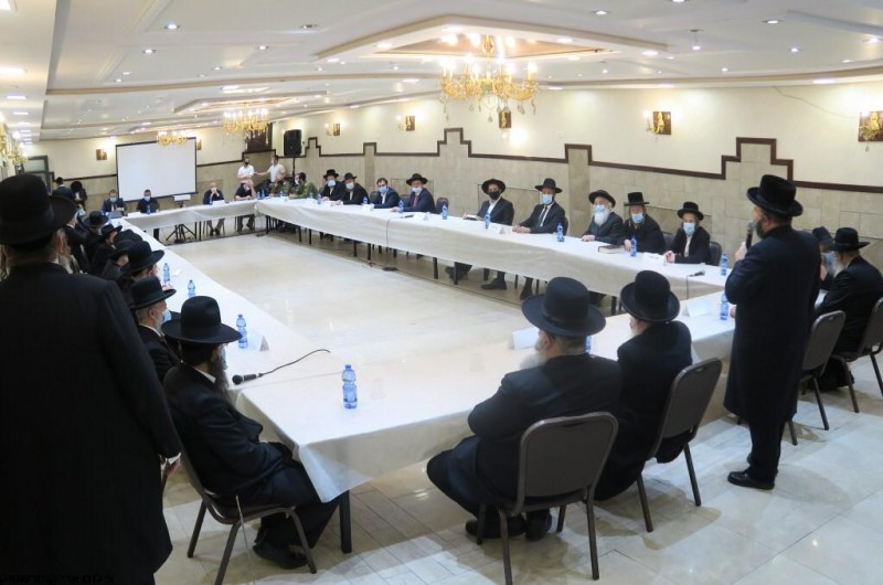 ביתר: הוקם ועד רבנים לקורונה; מוסדות יפתחו בכפוף למגבלות