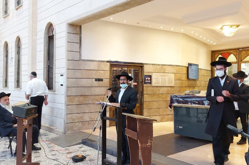 הרב שניאור אהרן, מנהל תלמוד תורה חב