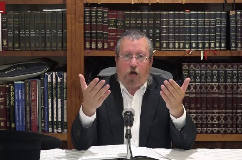 פרשת 'עקב': לימוד תורה לנשים – גם זכות וגם מצווה | צפו בשיעור