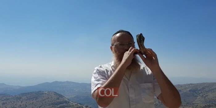 על פסגת החרמון - עד שנגמר האוויר: איש התקשורת החב