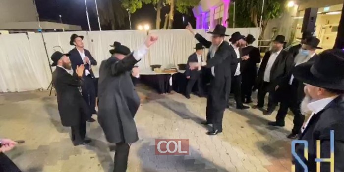 ריקודי שמחה בחתונת הת' צבי בירנאק מלונדון עב